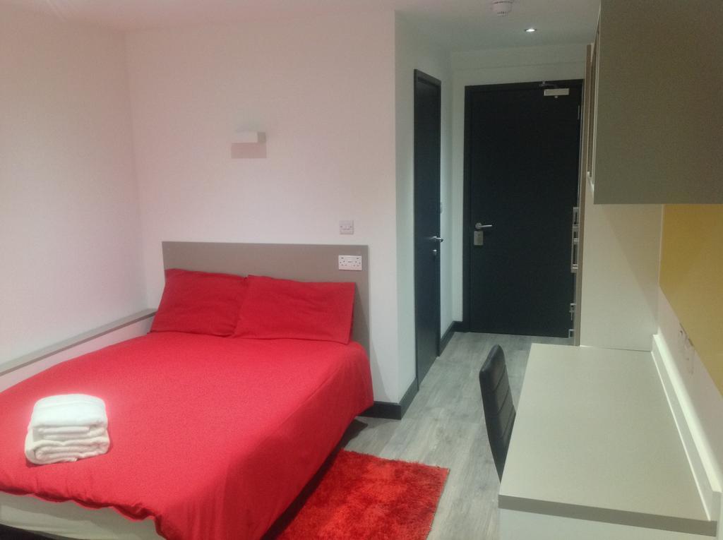 לוטון Peace Apartments - Luton מראה חיצוני תמונה
