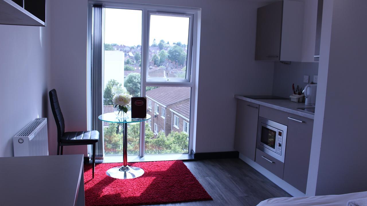 לוטון Peace Apartments - Luton מראה חיצוני תמונה