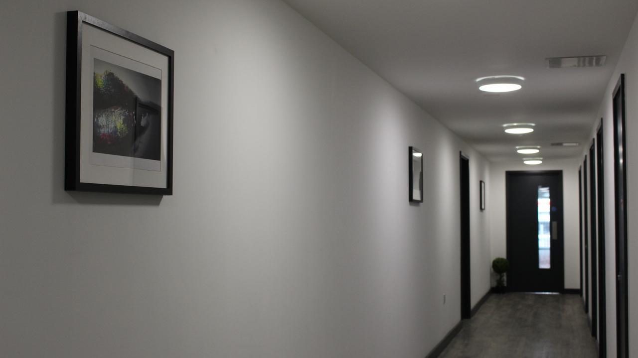 לוטון Peace Apartments - Luton מראה חיצוני תמונה