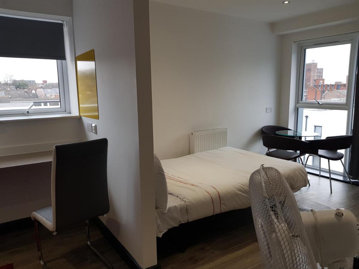 לוטון Peace Apartments - Luton מראה חיצוני תמונה